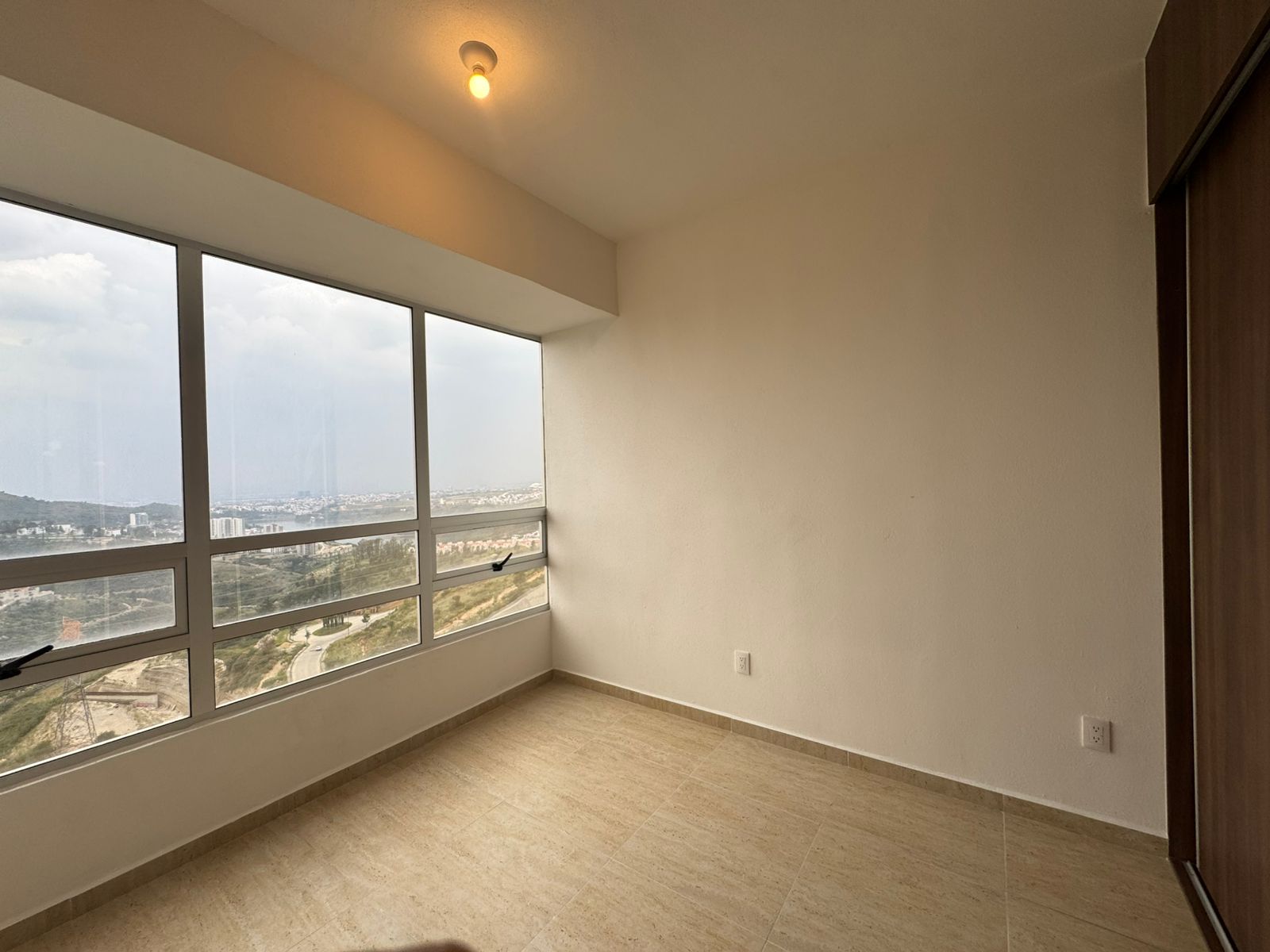 Departamento en renta en Triada, Zona Esmeralda — foto 3